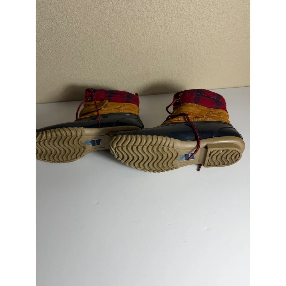 Tommy Hilfiger Mens TWHUSKI-R Duck Boots Navy Tan Red Plaid Faux Fur Lined 10M